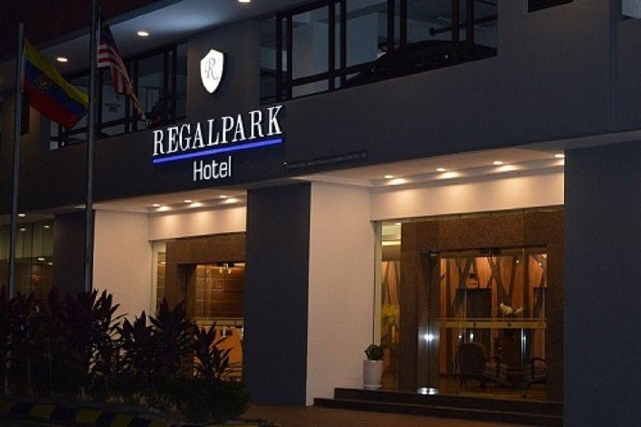 Regalpark Hotel Kuala Lumpur Exterior photo