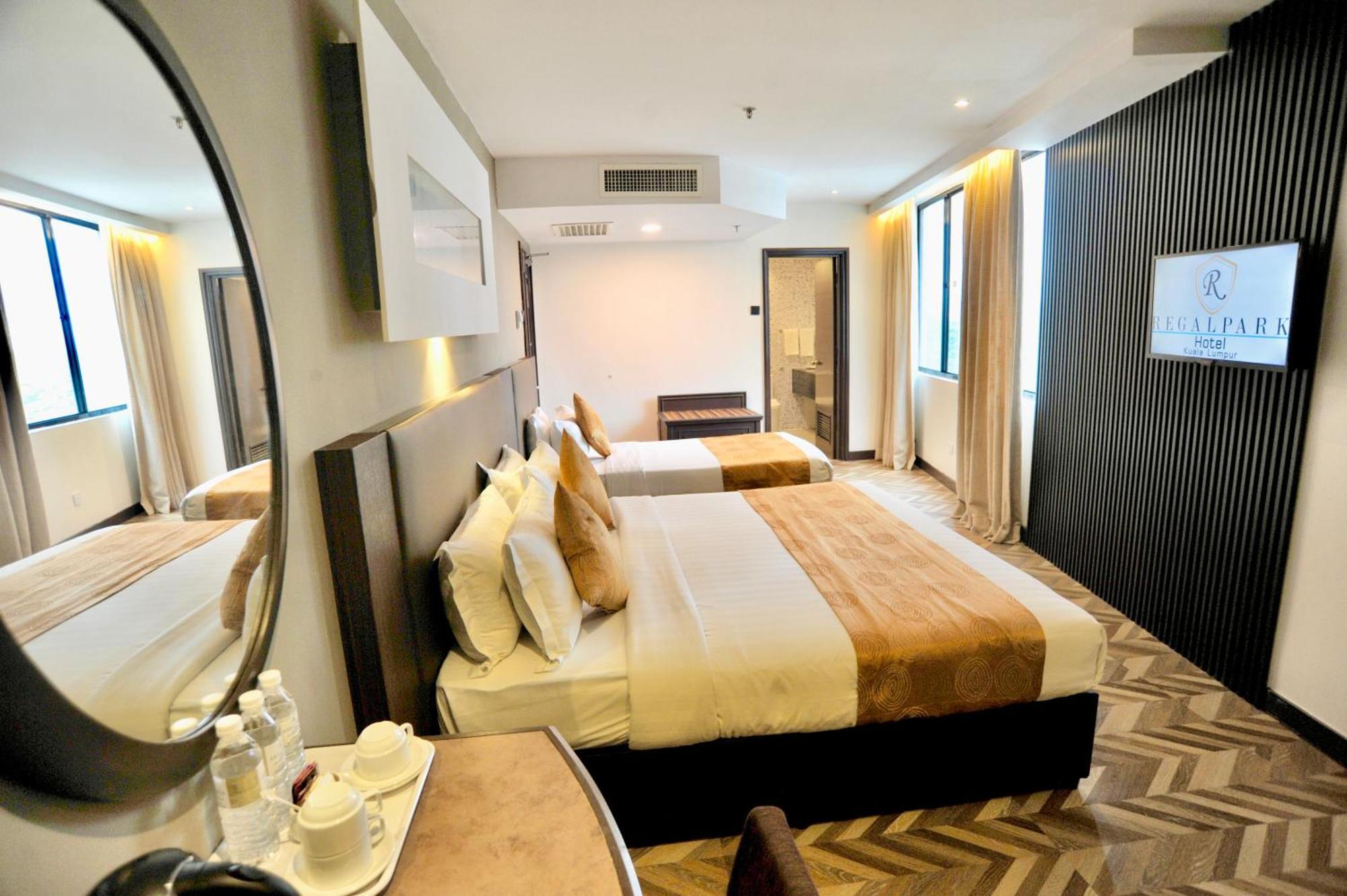 Regalpark Hotel Kuala Lumpur Exterior photo