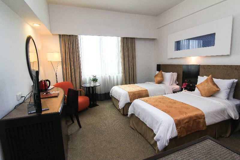 Regalpark Hotel Kuala Lumpur Exterior photo